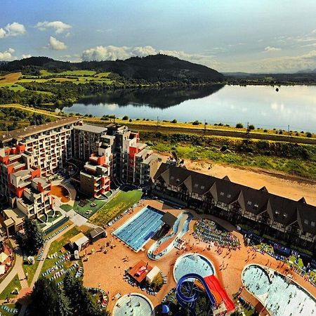 Luxapartmanbesenova Hotel Akvamarin المظهر الخارجي الصورة